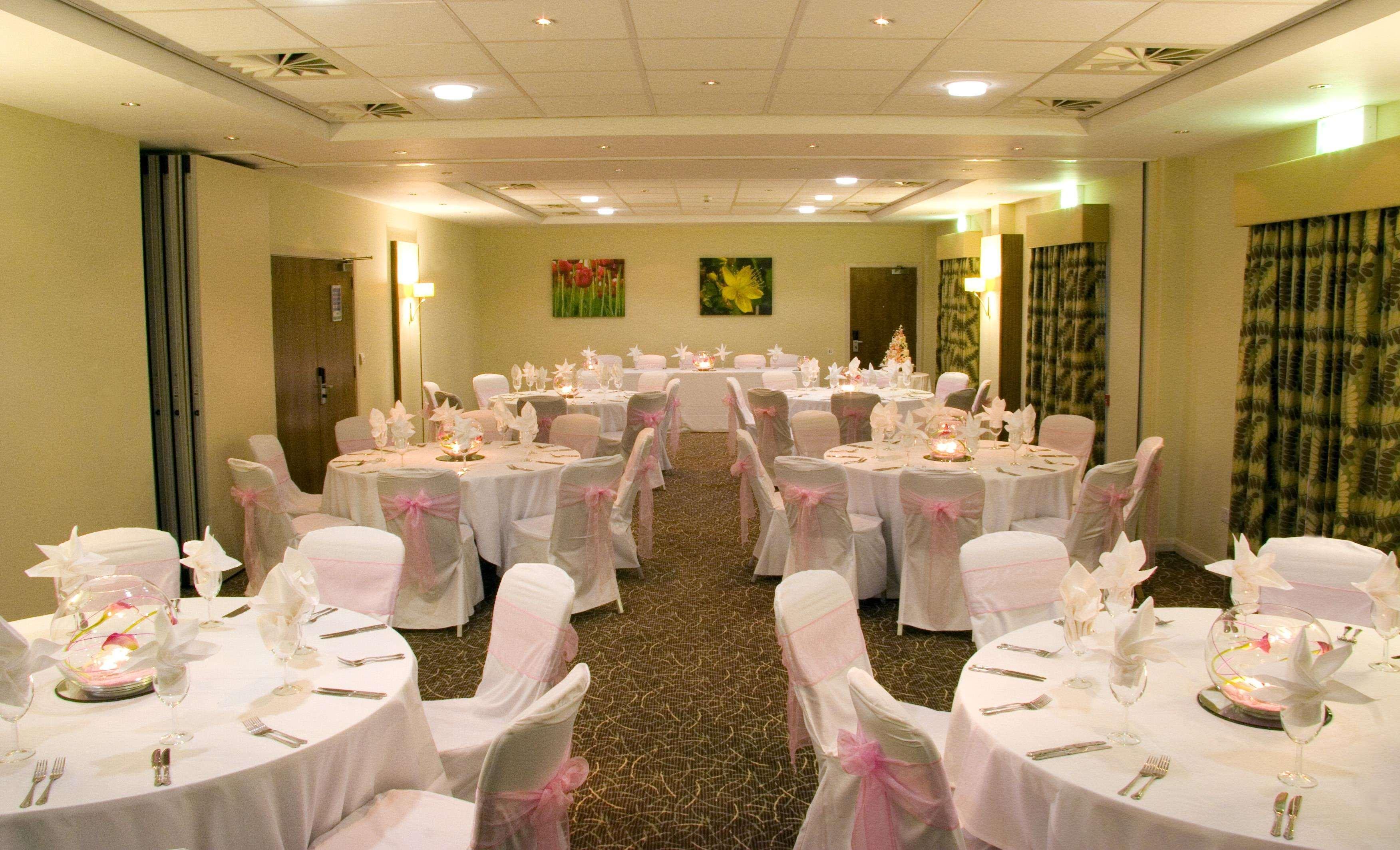 London Luton Vale Hotel Létesítmények fotó
